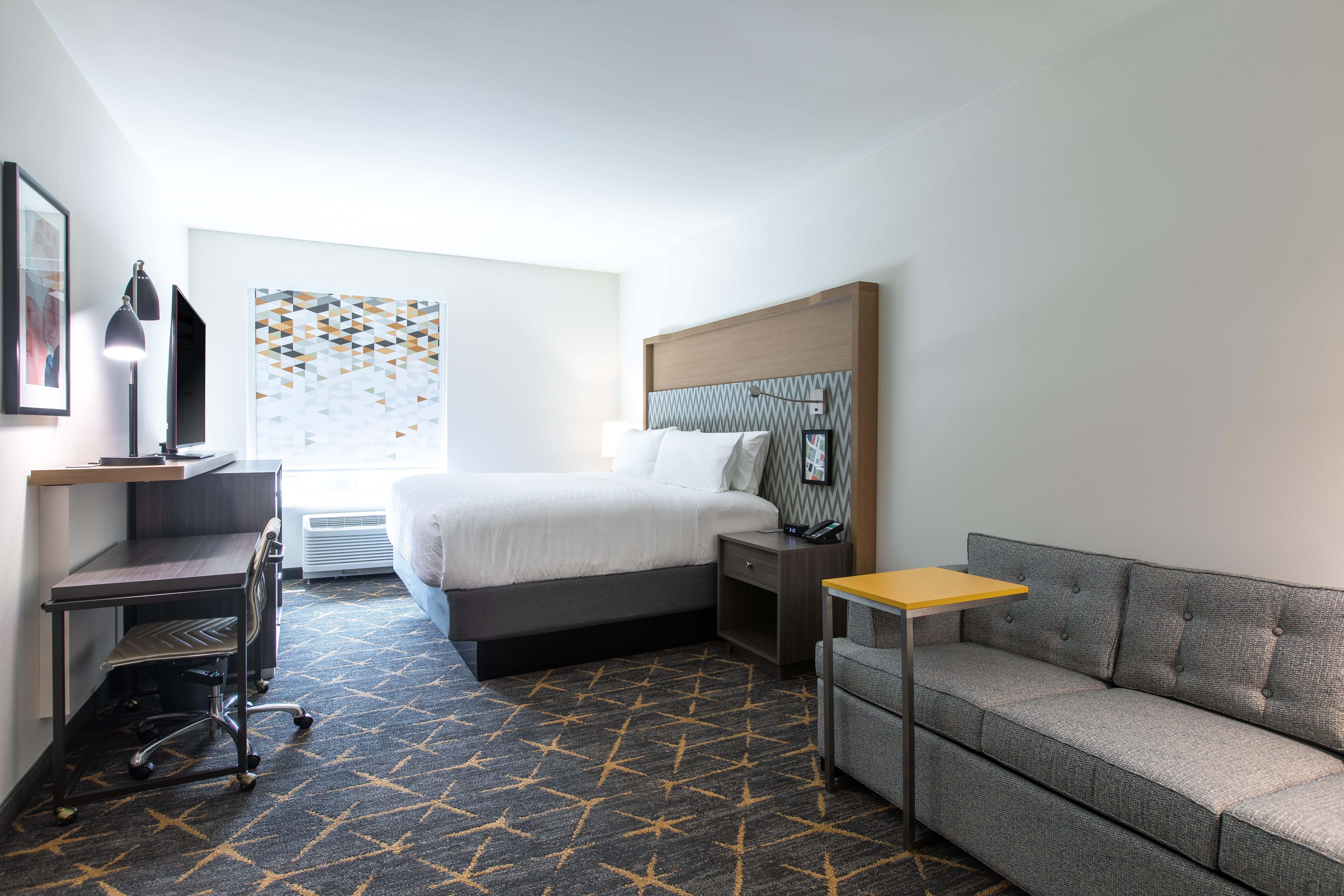 Holiday Inn Greenville - Woodruff Road By Ihg Екстериор снимка