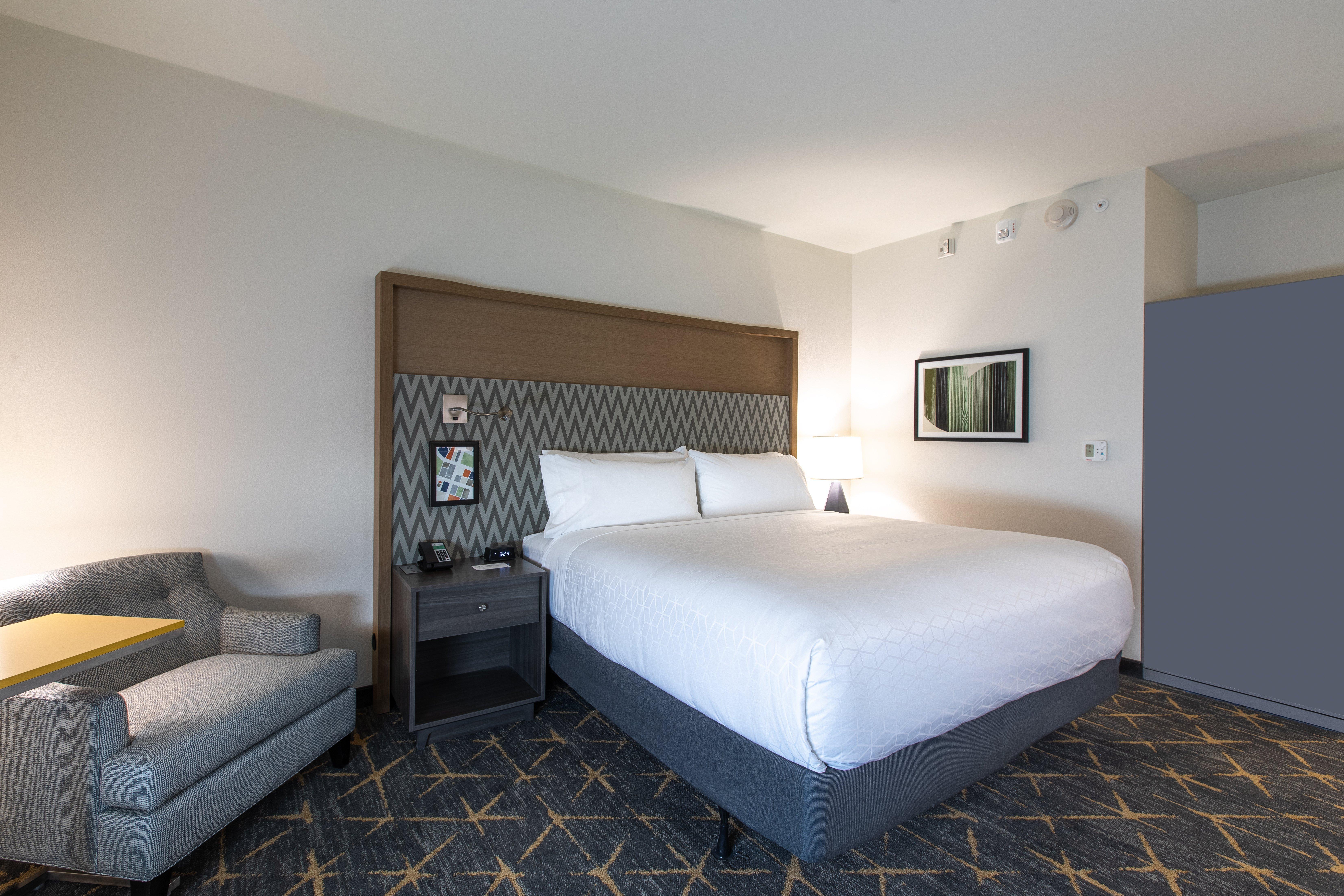 Holiday Inn Greenville - Woodruff Road By Ihg Екстериор снимка
