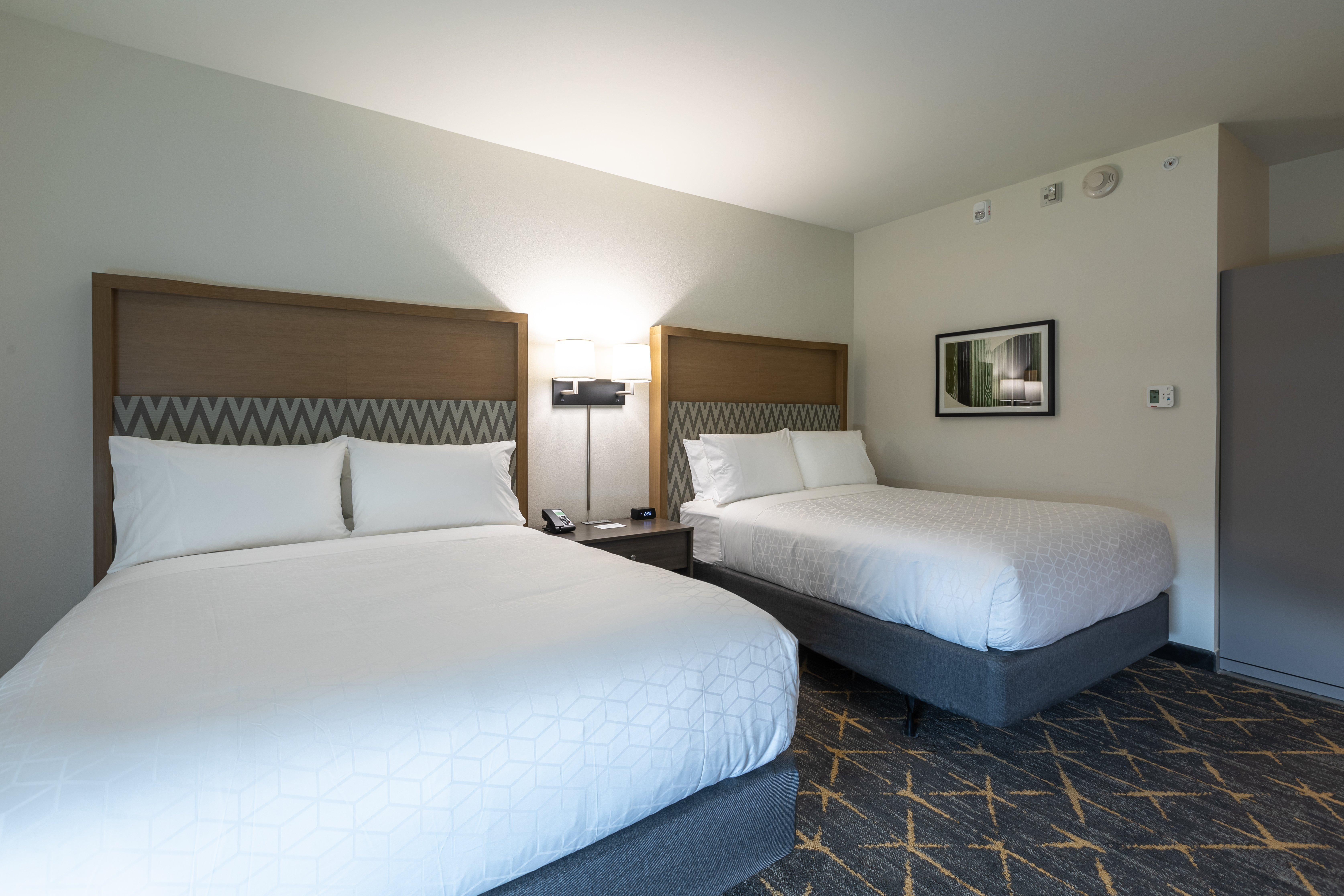 Holiday Inn Greenville - Woodruff Road By Ihg Екстериор снимка