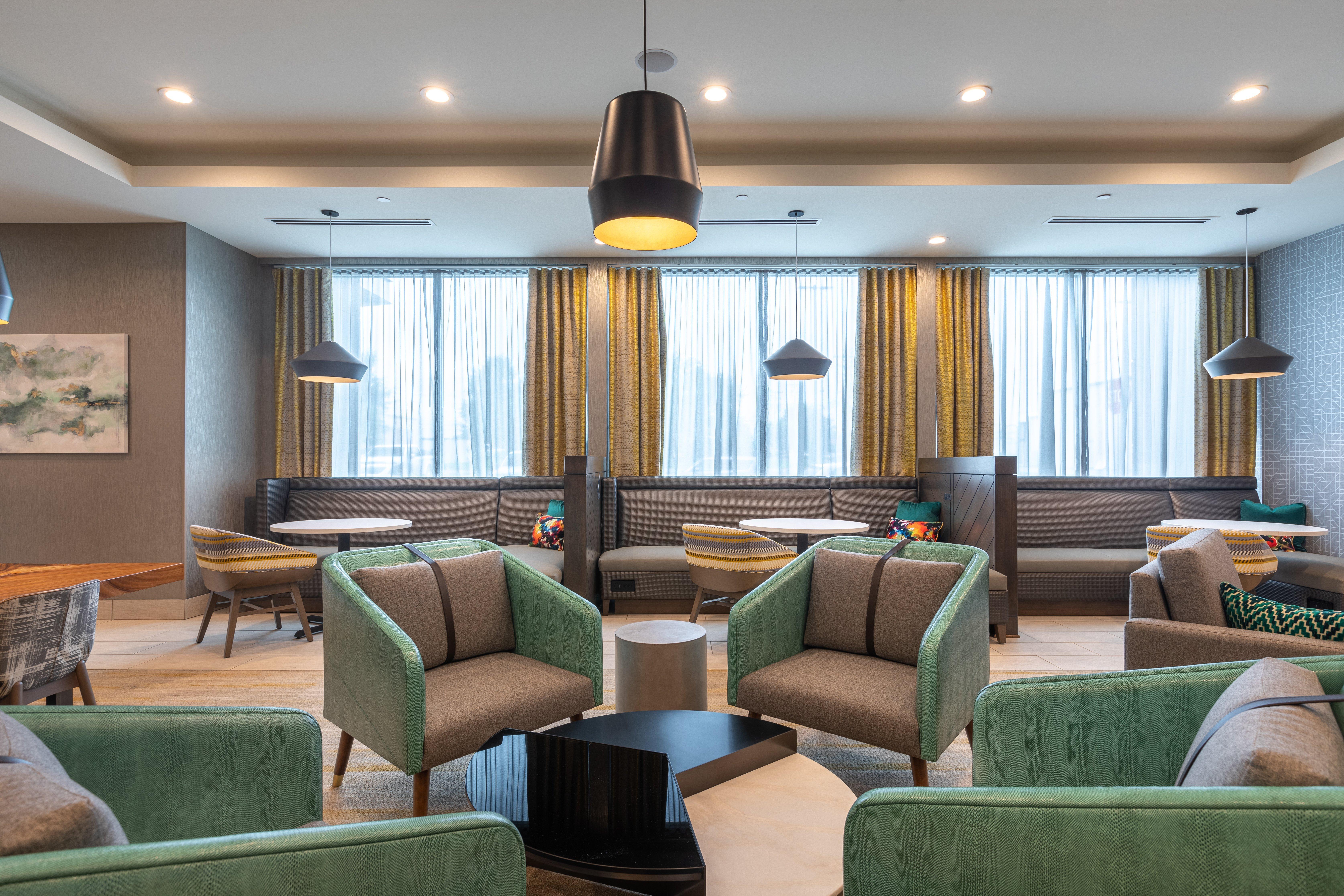 Holiday Inn Greenville - Woodruff Road By Ihg Екстериор снимка