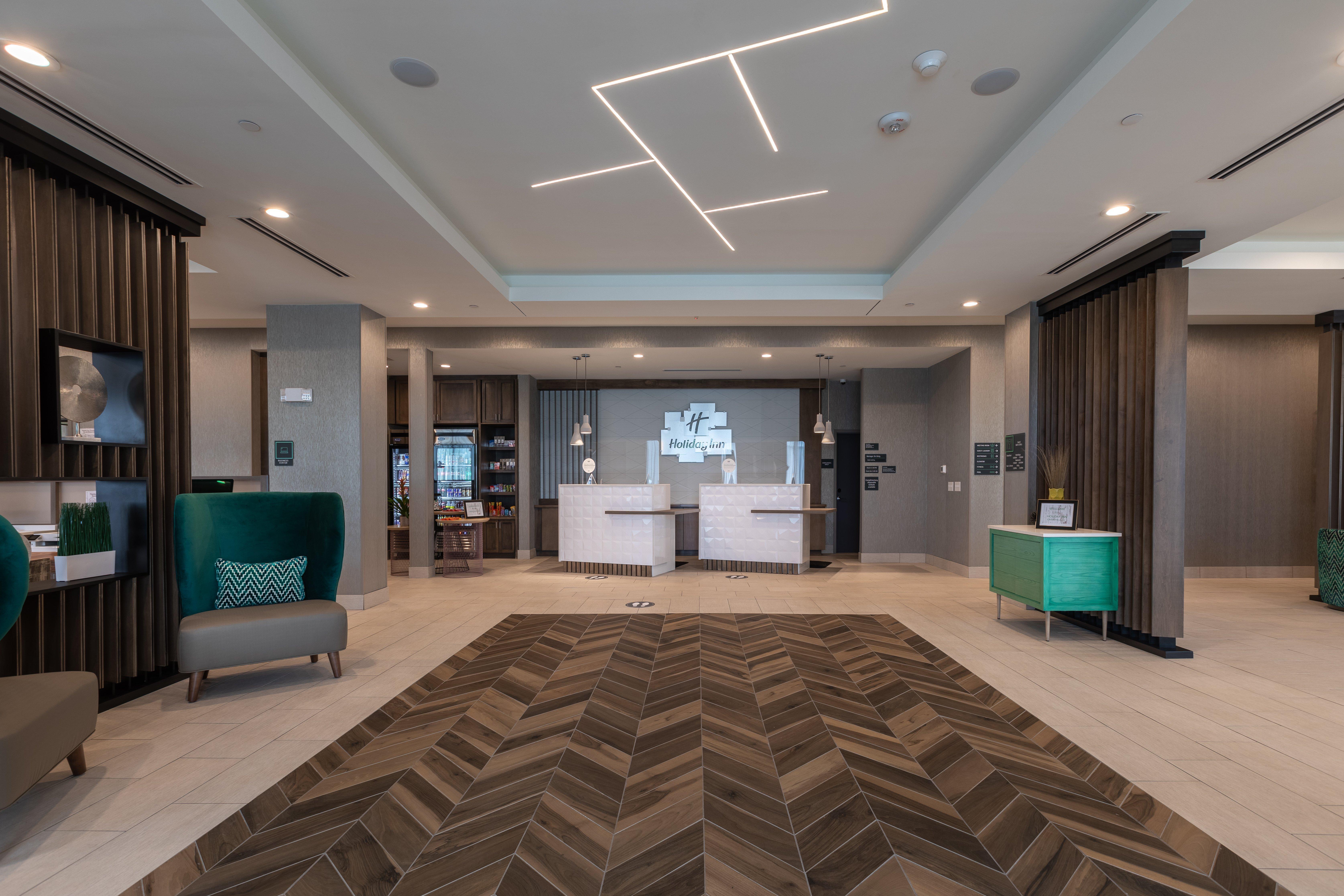 Holiday Inn Greenville - Woodruff Road By Ihg Екстериор снимка